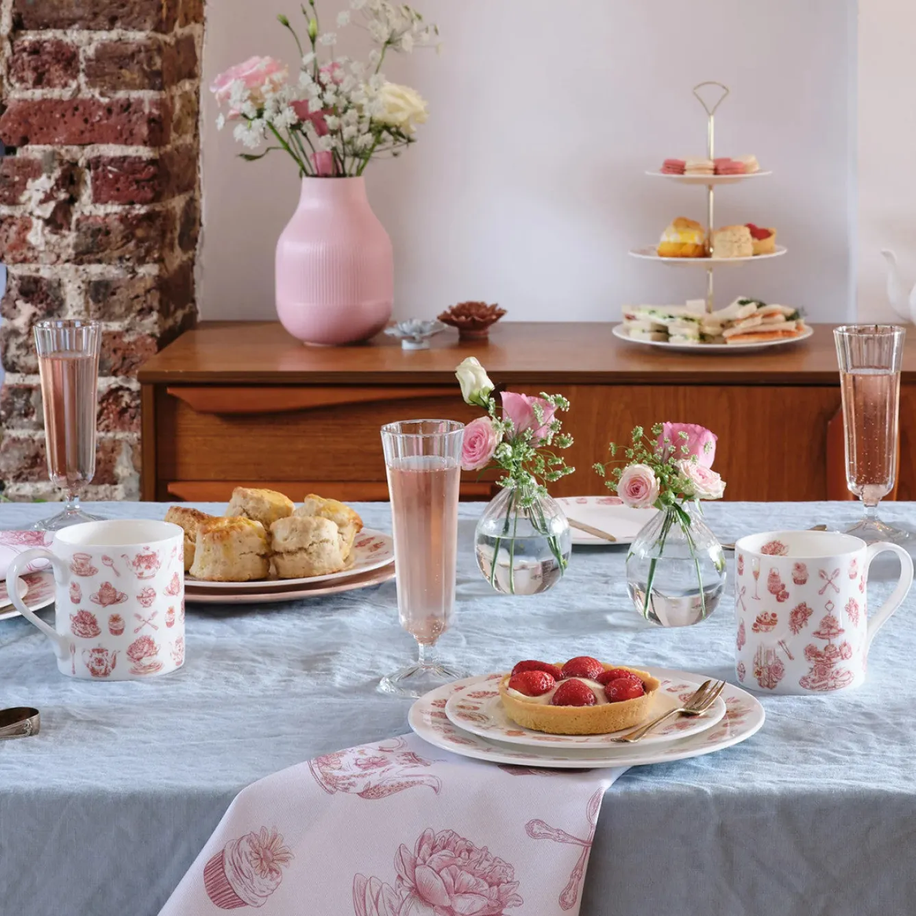 Victoria Eggs Afternoon Tea Mug- Whimsical|Food & Drink