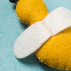 Corinne Lapierre Bee & Flower Wool Mix Felt Craft Kit- Crafts|Children