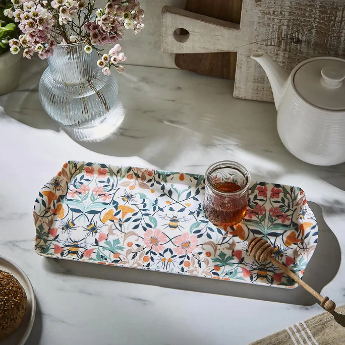 Ulster Weavers Bee Bloom Sandwich Tray- Tea|Trays