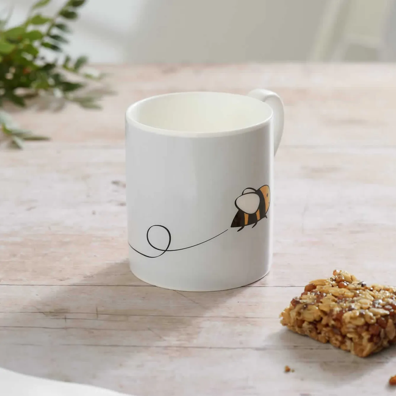 Jin Designs Bee Mug by- Tea|Pets