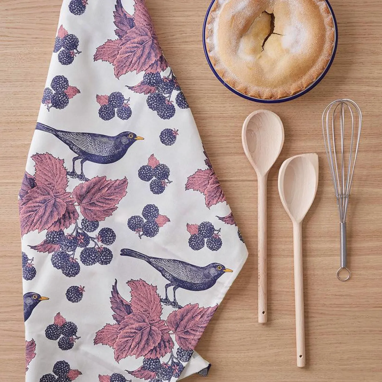 Thornback & Peel Blackbird & Bramble Tea Towel- Tea|Tea Towels