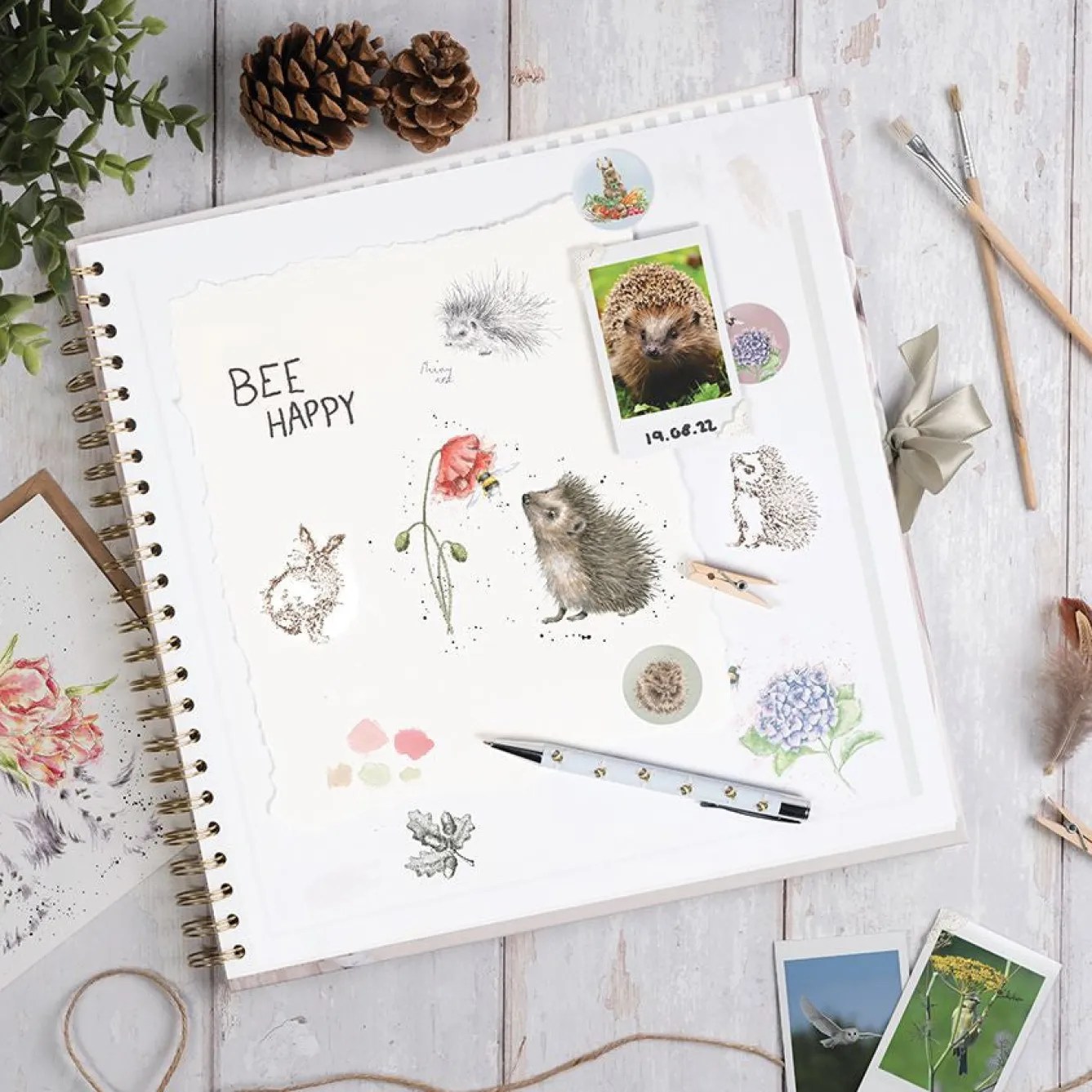 Wrendale Designs 'Blooming with Love' Spaniel Scrapbook Album- Stationery|Crafts
