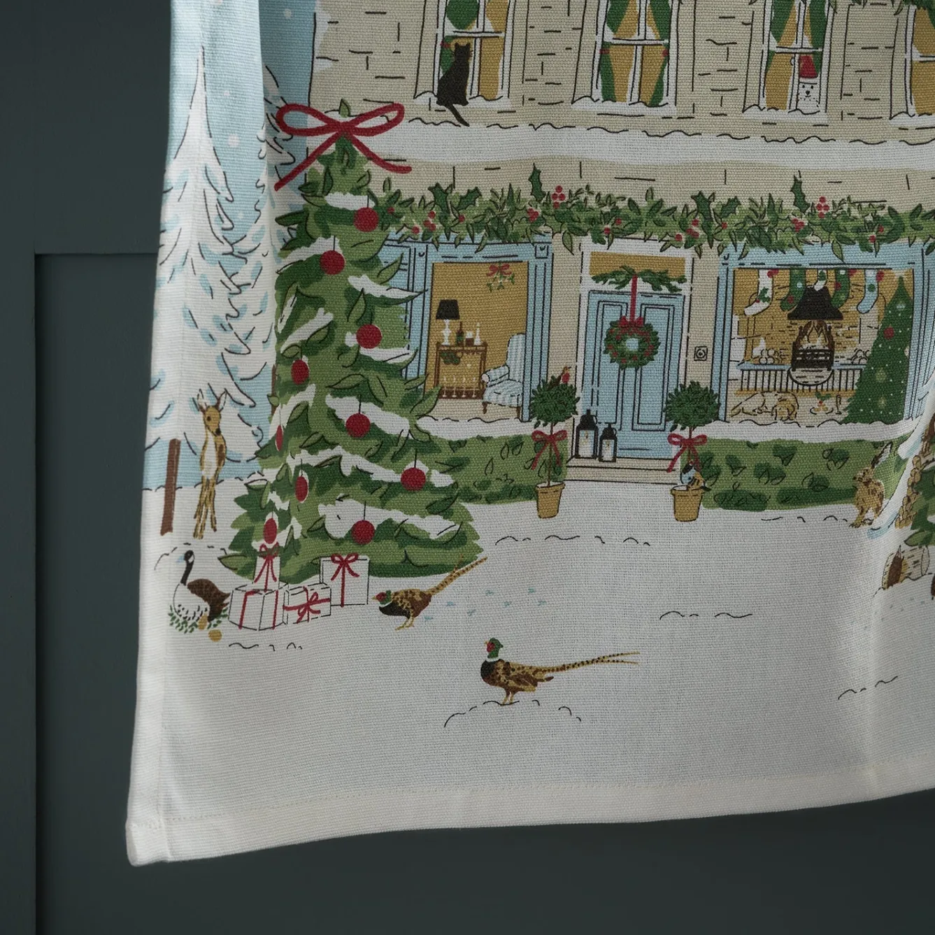 Sophie Allport Christmas House Scene Tea Towel- Seasonal Decor