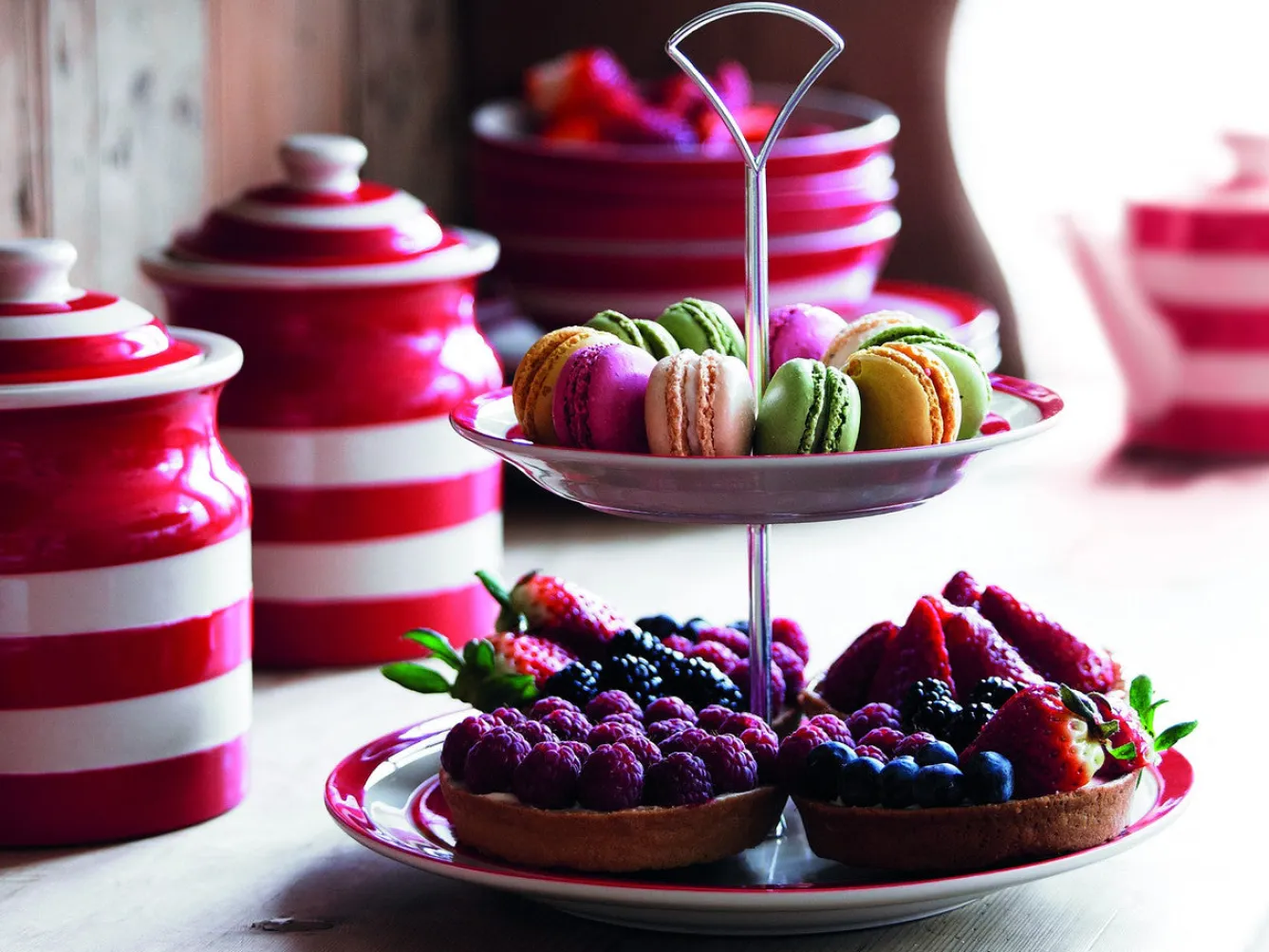 Cornishware Red Large Storage Jar 168cl- Storage|Storage Jars