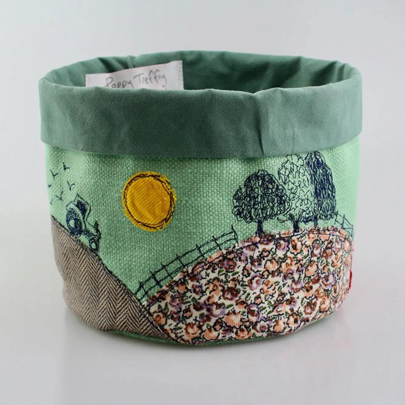 Poppy Treffry Country Life Embroidered Art Pot- Storage|Art
