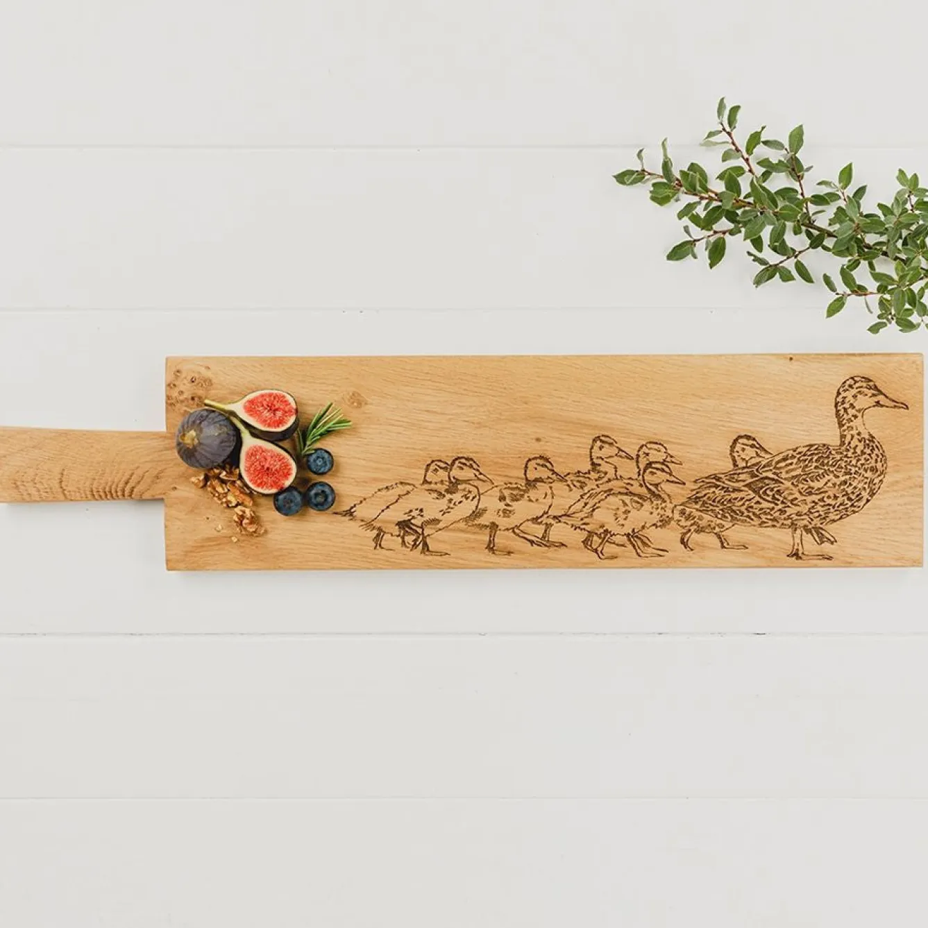 Selbrae Duck & Ducklings Long Oak Serving Paddle- Serving Plates & Boards