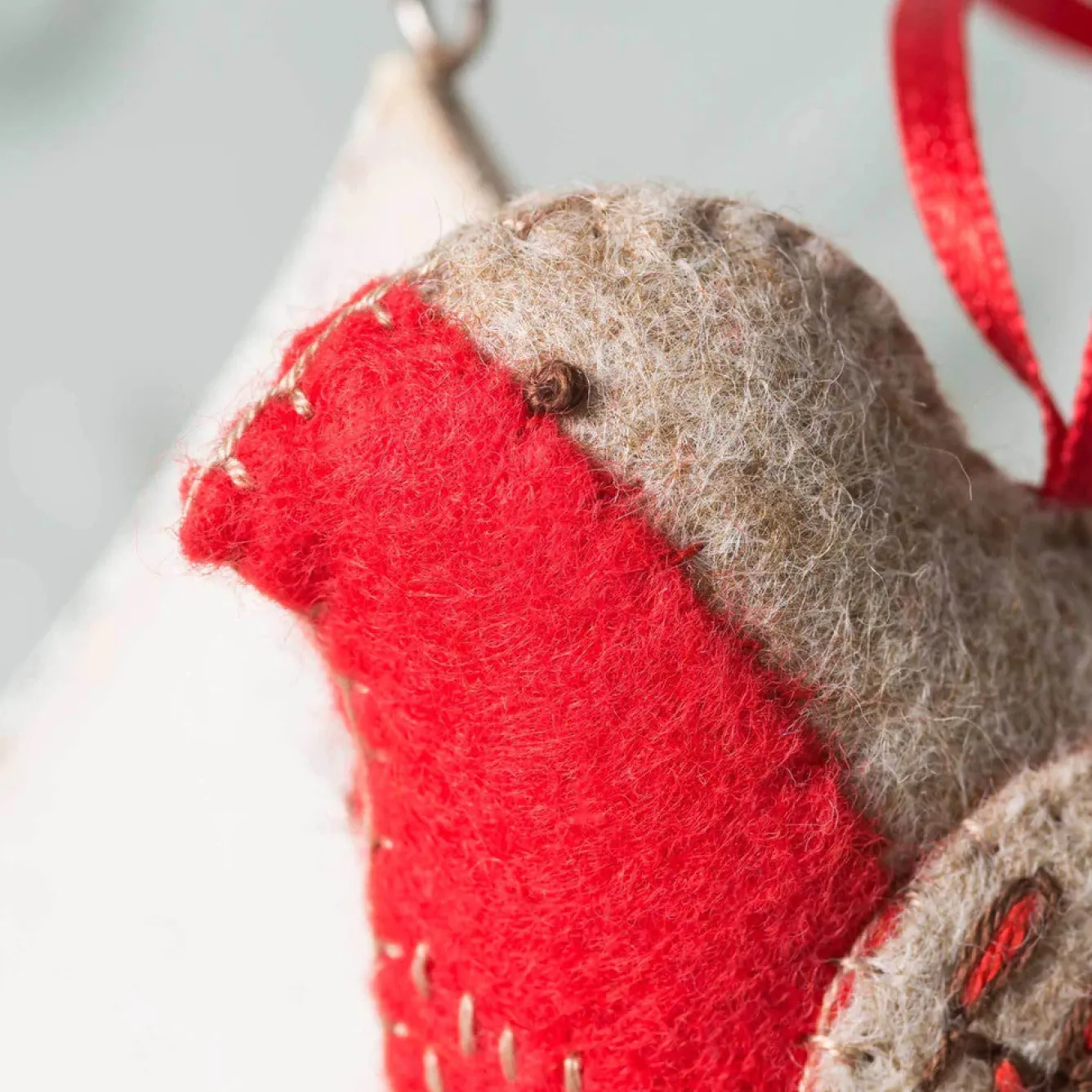 Corinne Lapierre Embroidered Robin Wool Mix Felt Craft Kit- Christmas|Seasonal Decor