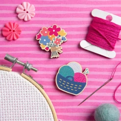 Hawthorn Handmade Flower Posey Magnetic Needle Holder- Crafts