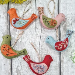 Corinne Lapierre Folk Birds Wool Mix Felt Craft Kit- Crafts|Children