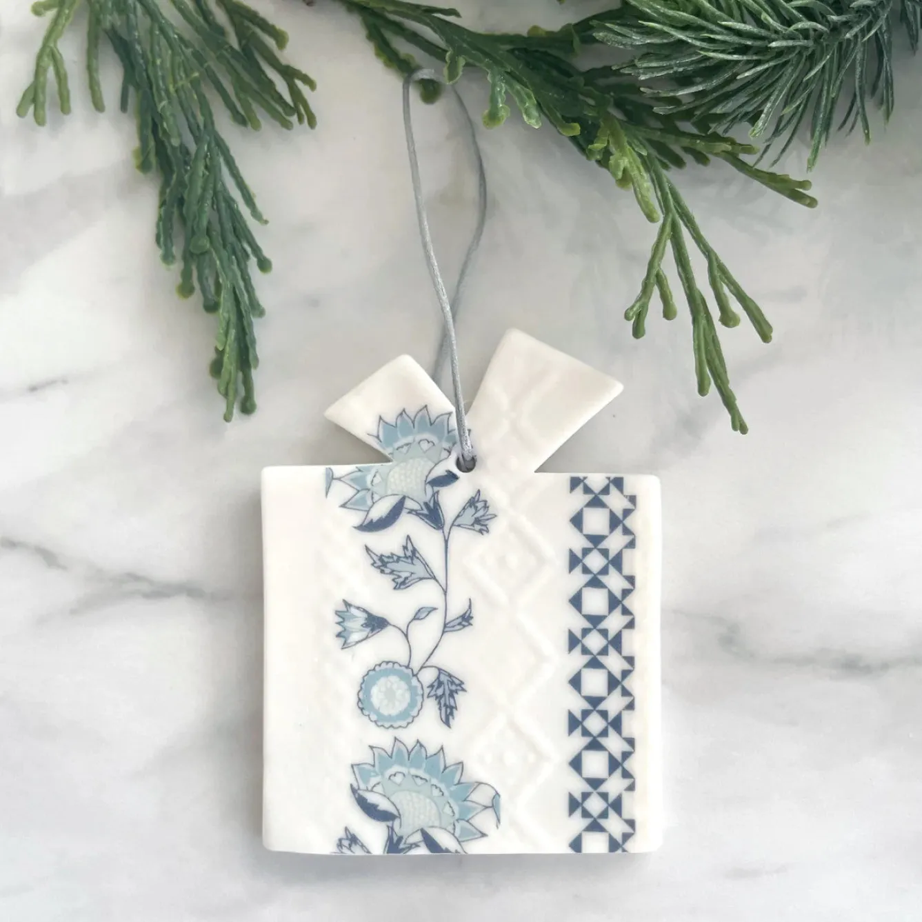 Alex Allday Fusion Gift Ceramic Decoration- Christmas|Art