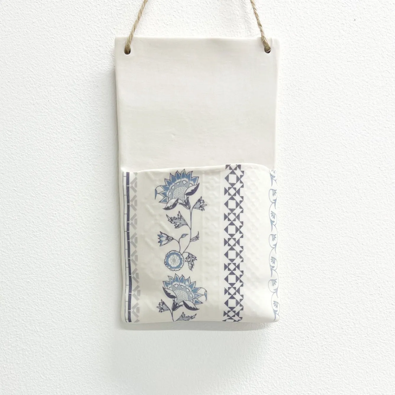 Alex Allday Hanging Planter Pocket - Jasmine- Vases
