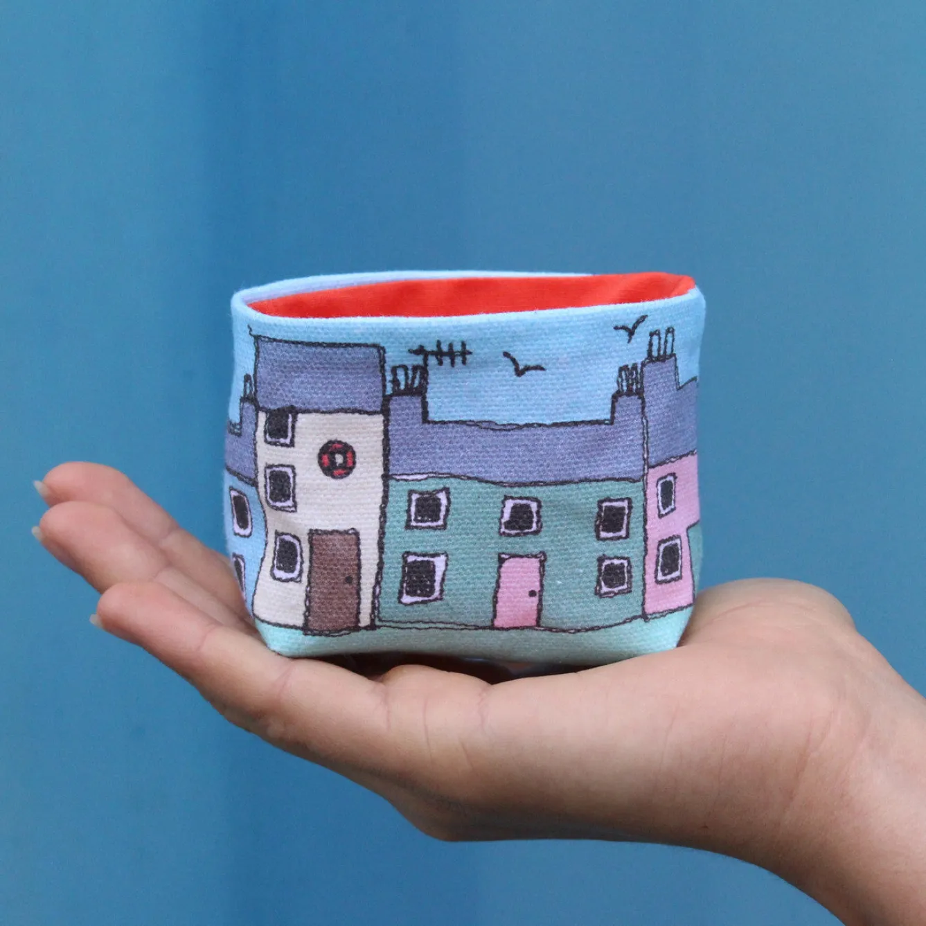 Poppy Treffry Hooray Bunting Sewing Project- Storage|Crafts