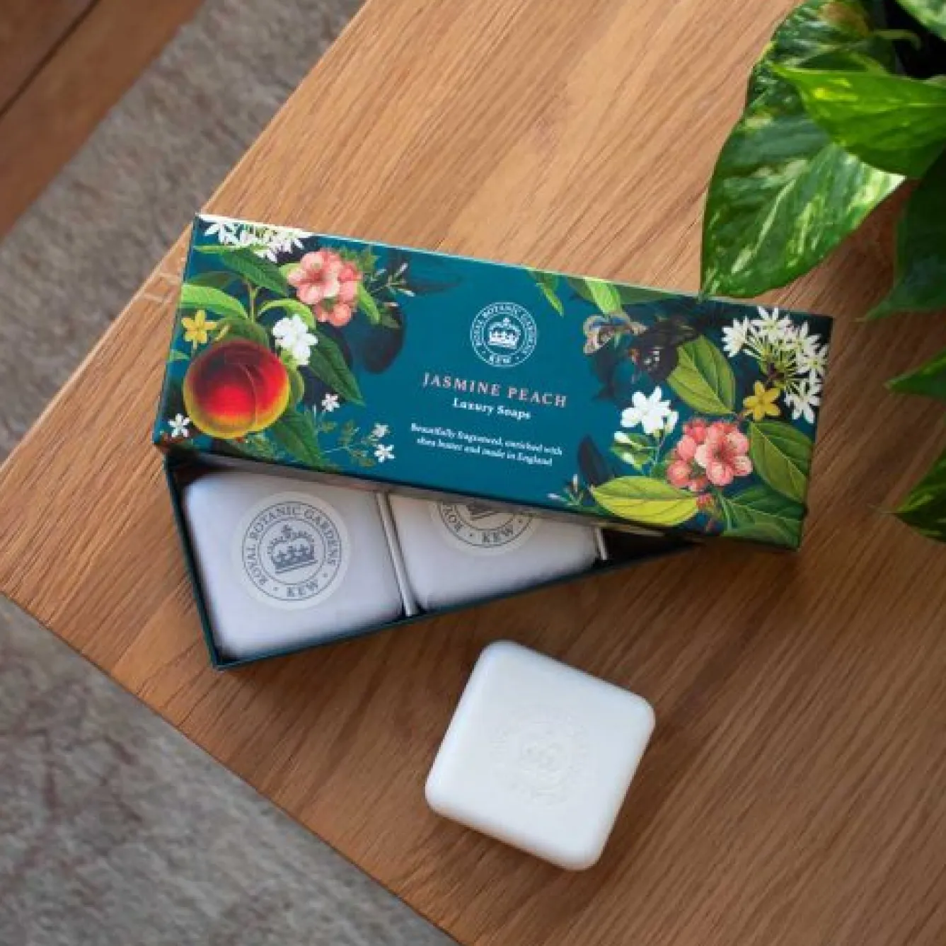 English Soap Company Jasmine Peach Triple Soap Gift Box- Soaps & Lotions
