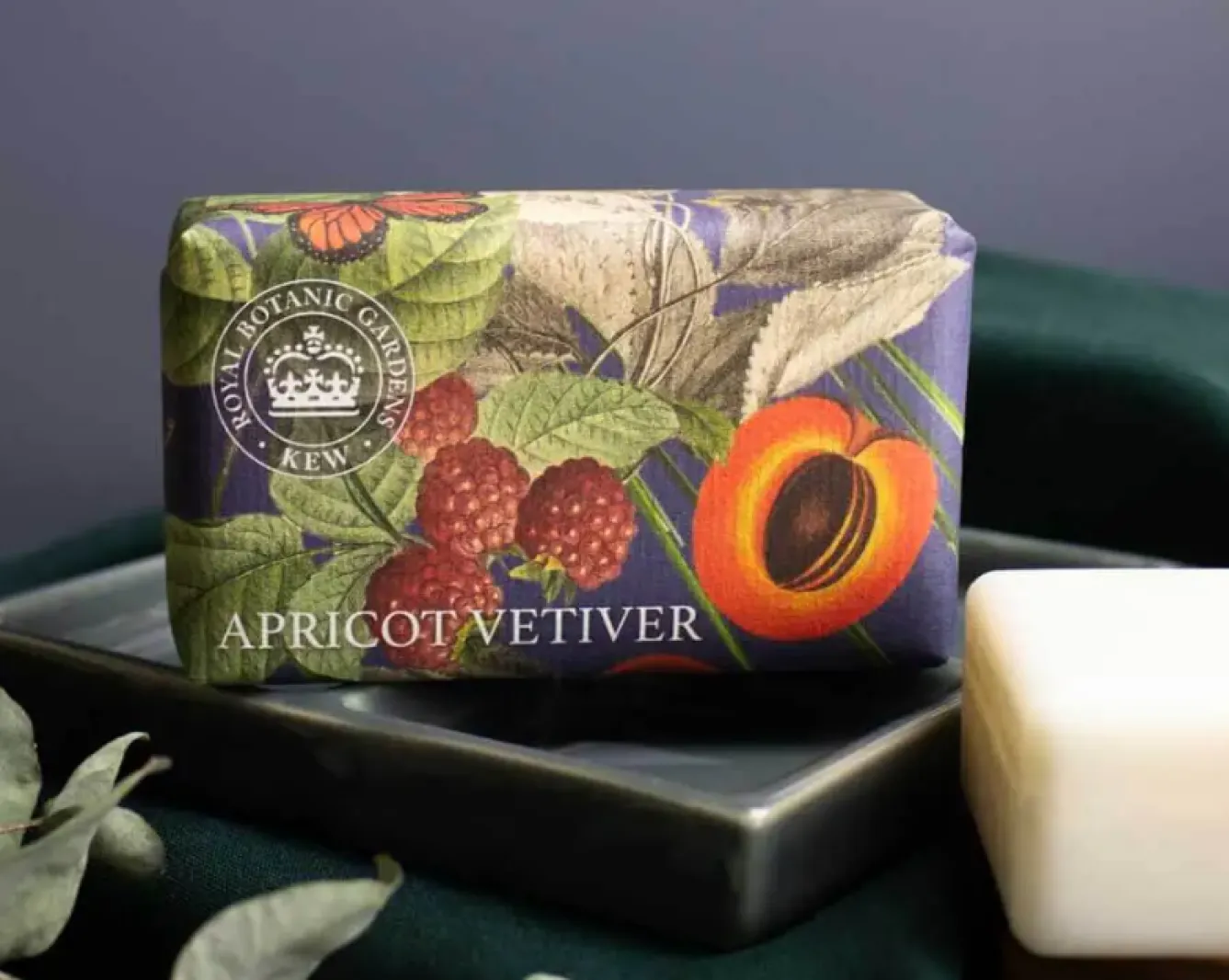 English Soap Company Kew Gardens Apricot Vetiver Soap- Soaps & Lotions