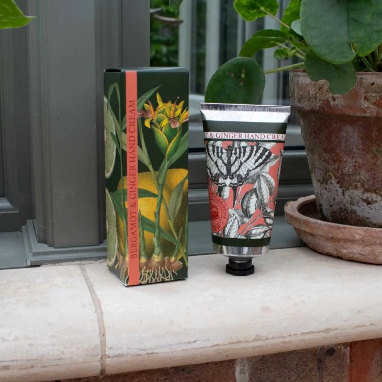 English Soap Company Kew Gardens Bergmot & Ginger Hand Cream- Soaps & Lotions