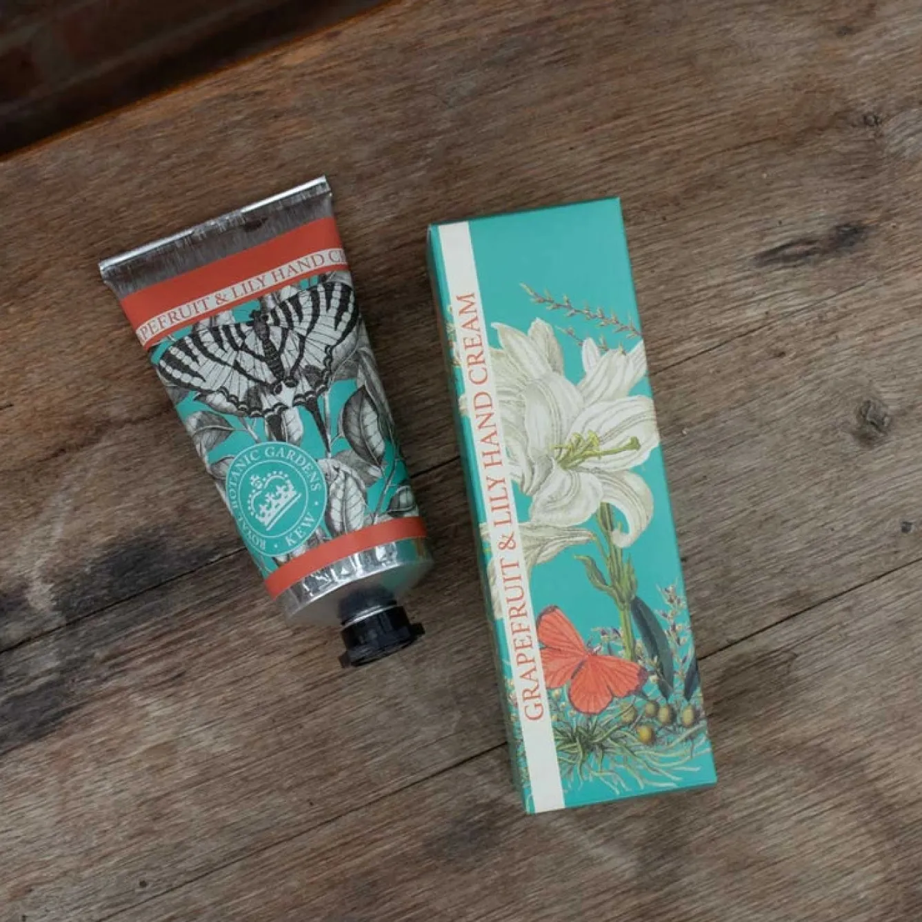 English Soap Company Kew Gardens Grapefruit & Lily Hand Cream- Soaps & Lotions