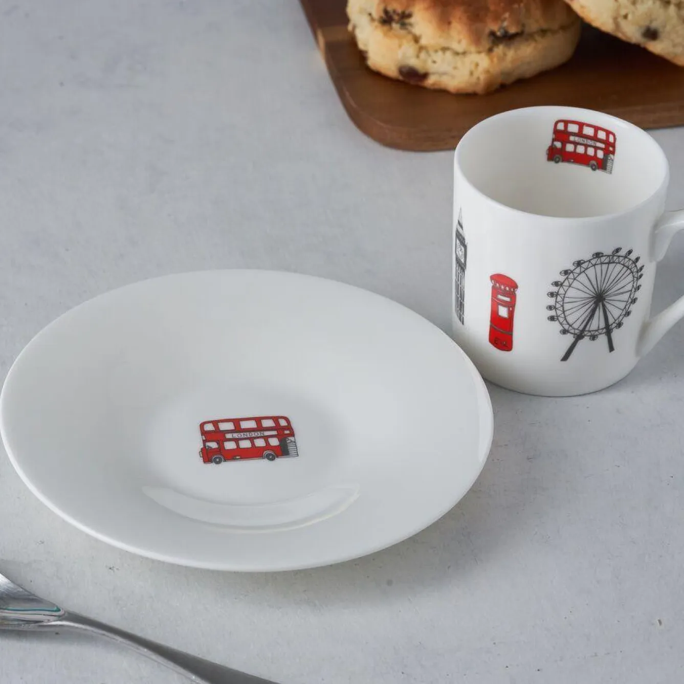 Victoria Eggs London Skyline Espresso Set- Great Britain