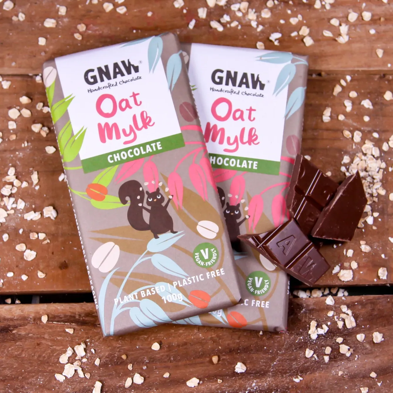 Gnaw Chocolate Oat Milk Chocolate Bar- Holiday Treats|Chocolate