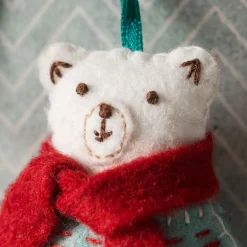 Corinne Lapierre Polar Bear Felt Craft Mini Kit- Crafts|Children