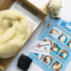 Bergin & Bath Polar Bear Needle Felting Kit- Crafts