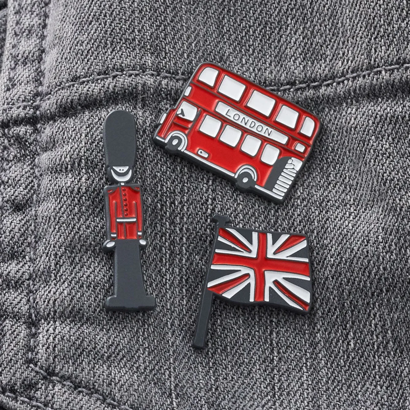 Victoria Eggs Queen's Guard Enamel Pin Badge- Key Chains|Children