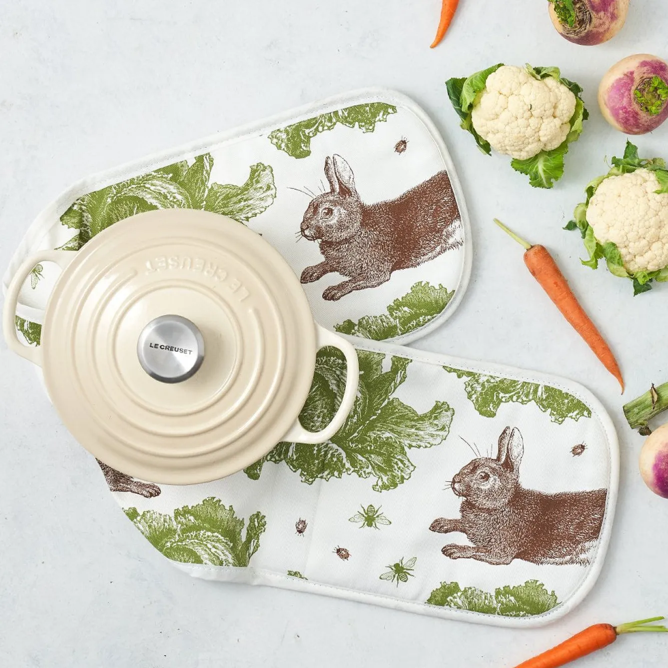 Thornback & Peel Rabbit & Cabbage Double Oven Glove- Tea|Oven Gloves/Mitts