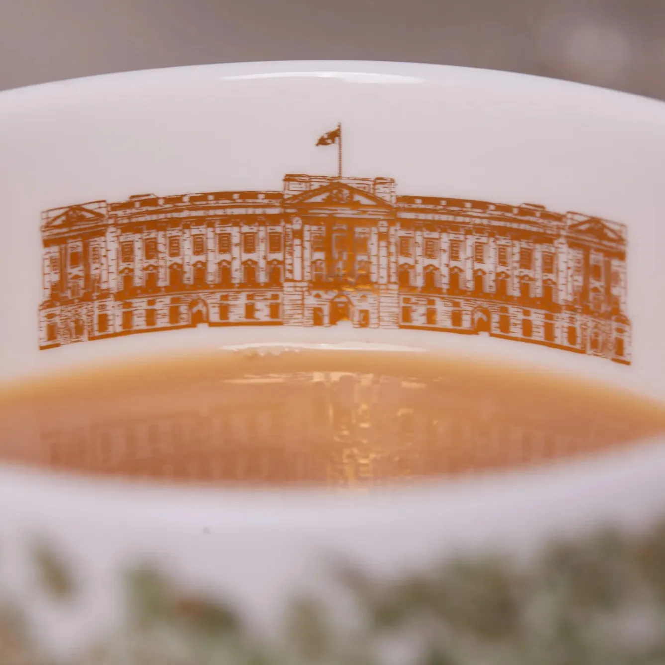 Victoria Eggs Royal Family Mug- Royal|Royal Family
