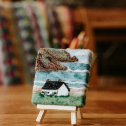 The Crafty Kit Co. Seashore Bothy Paint with Wool Needle Felting Kit- Crafts|Children