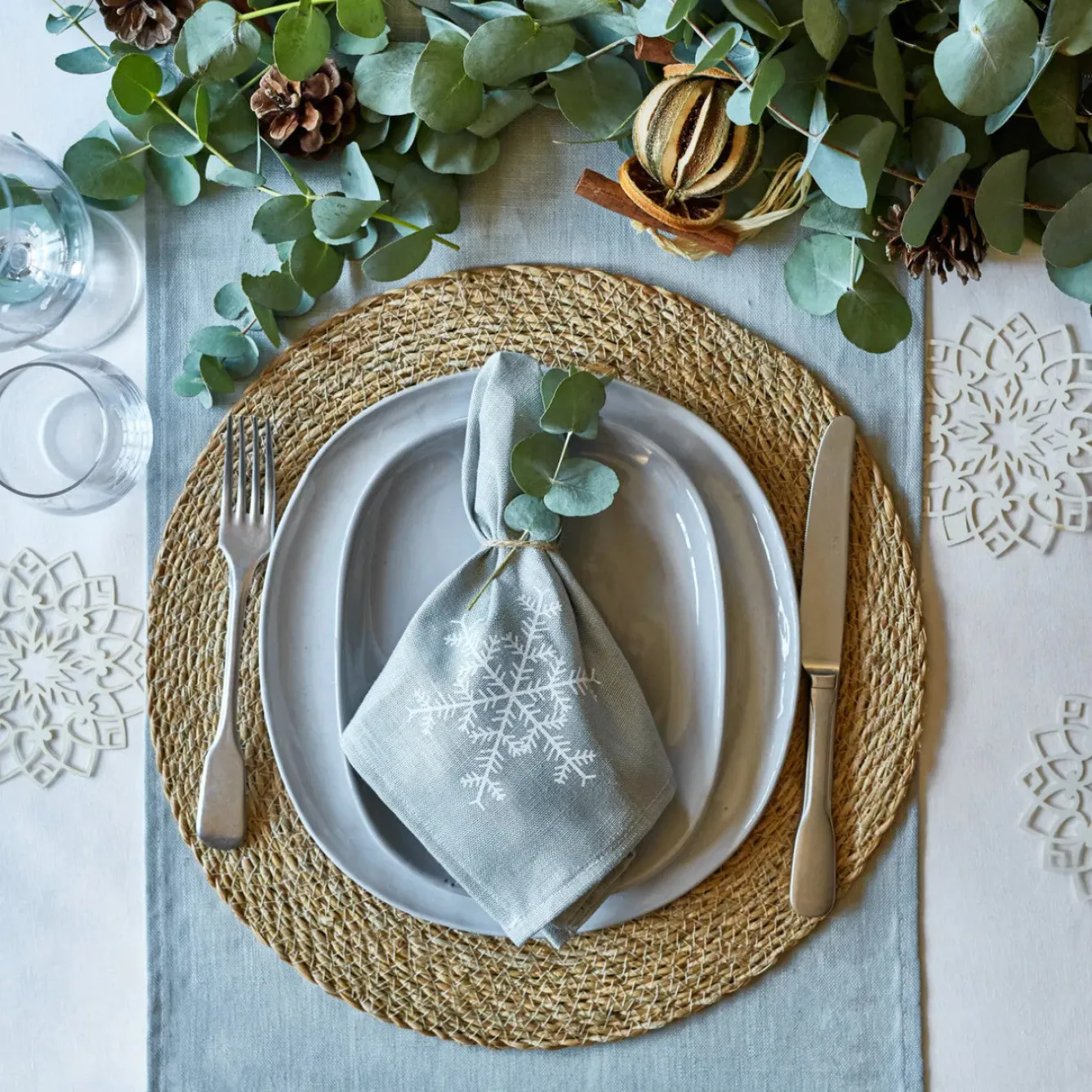 Ulster Weavers Snowflake Sterling Linen Napkin 2 pack- Napkins|Napkins
