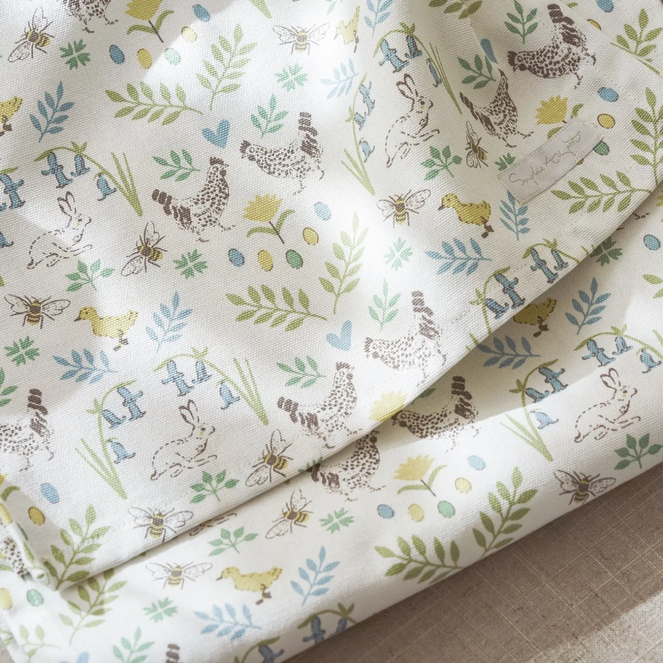 Sophie Allport Spring Chickens Table Runner- Easter|Table Runners