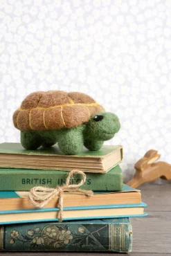 Hawthorn Handmade Tortoise Needle Felting Kit- Crafts