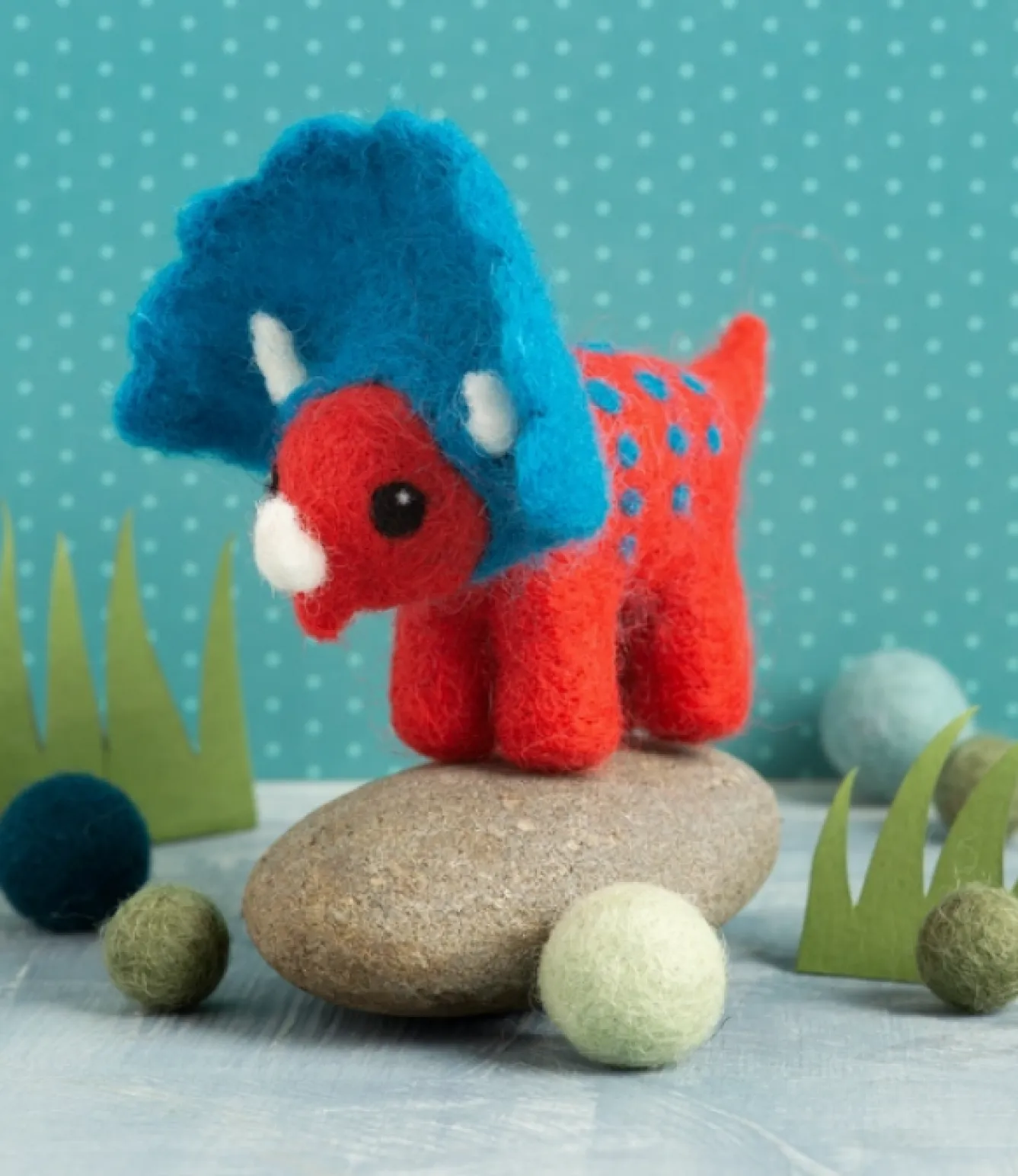 Hawthorn Handmade Triceratops Mini Felting Kit- Crafts